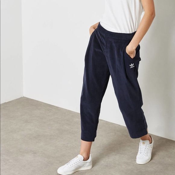 adidas originals • 7/8 corduroy cropped pants - Picture 4 of 10